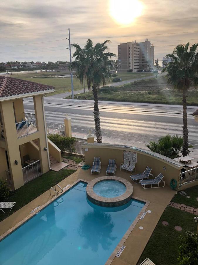 Cozy & Spacious Condo 10Min Walk To Beach South Padre Island Exterior photo