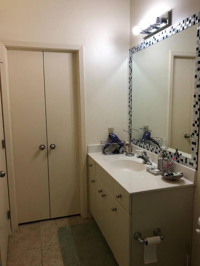 Cozy & Spacious Condo 10Min Walk To Beach South Padre Island Exterior photo